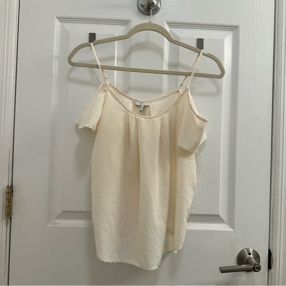 Josie Women’s Adorlee Top Silk in Light Cream